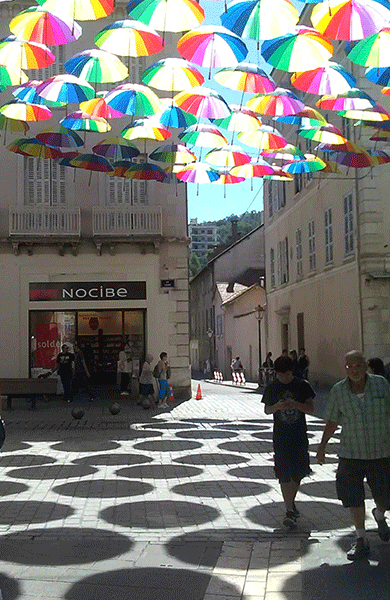 parapluies-couleurs-gap